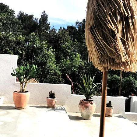 Rez De Maison Terrasse Barbecue Clim *