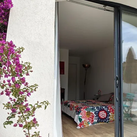 Rez De Maison Terrasse Barbecue Clim Apartment Six-Fours-les-Plages